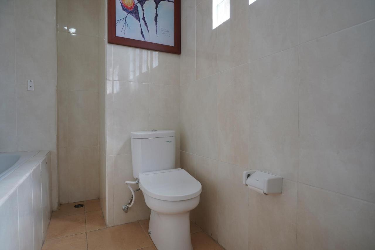 Oyo 2392 Nusa Dua Eling Inn Esterno foto